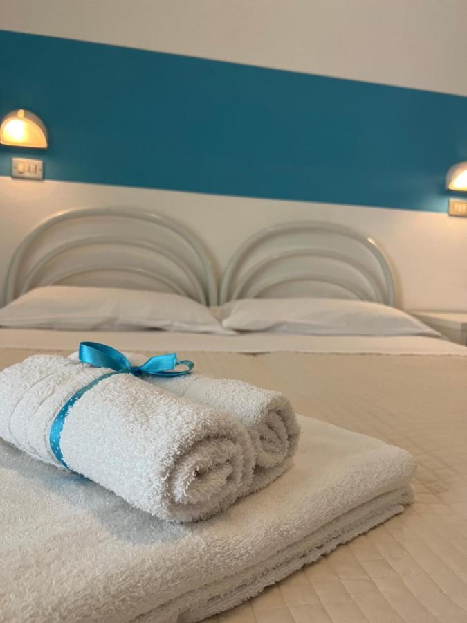 Albergo B&B Serafini Rimini Eksteriør billede