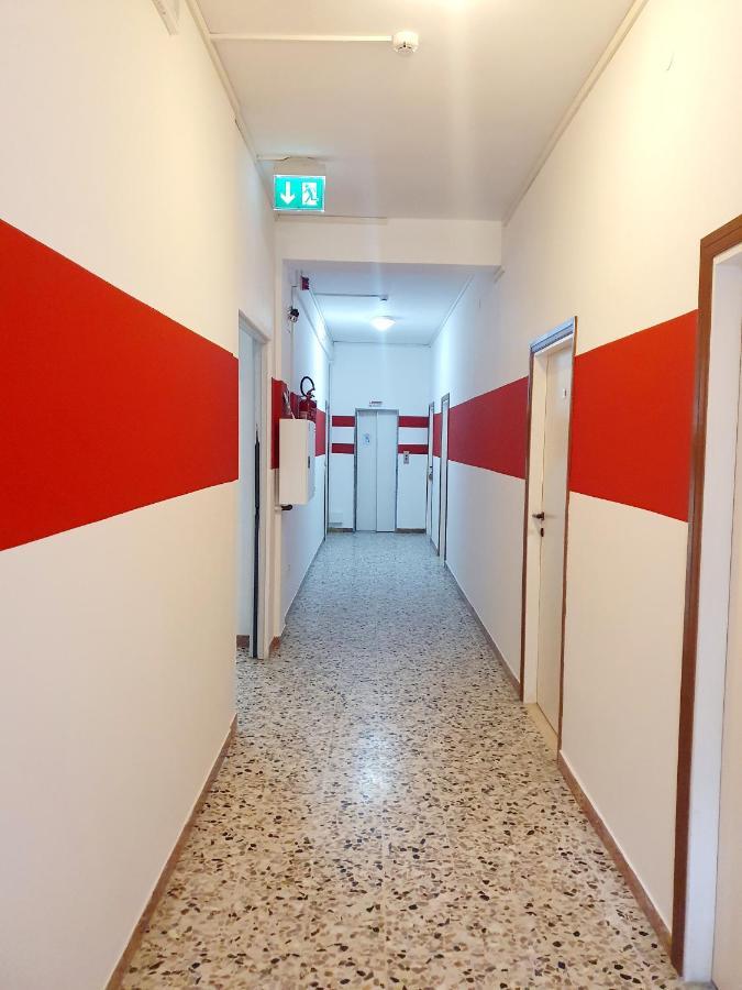 Albergo B&B Serafini Rimini Eksteriør billede