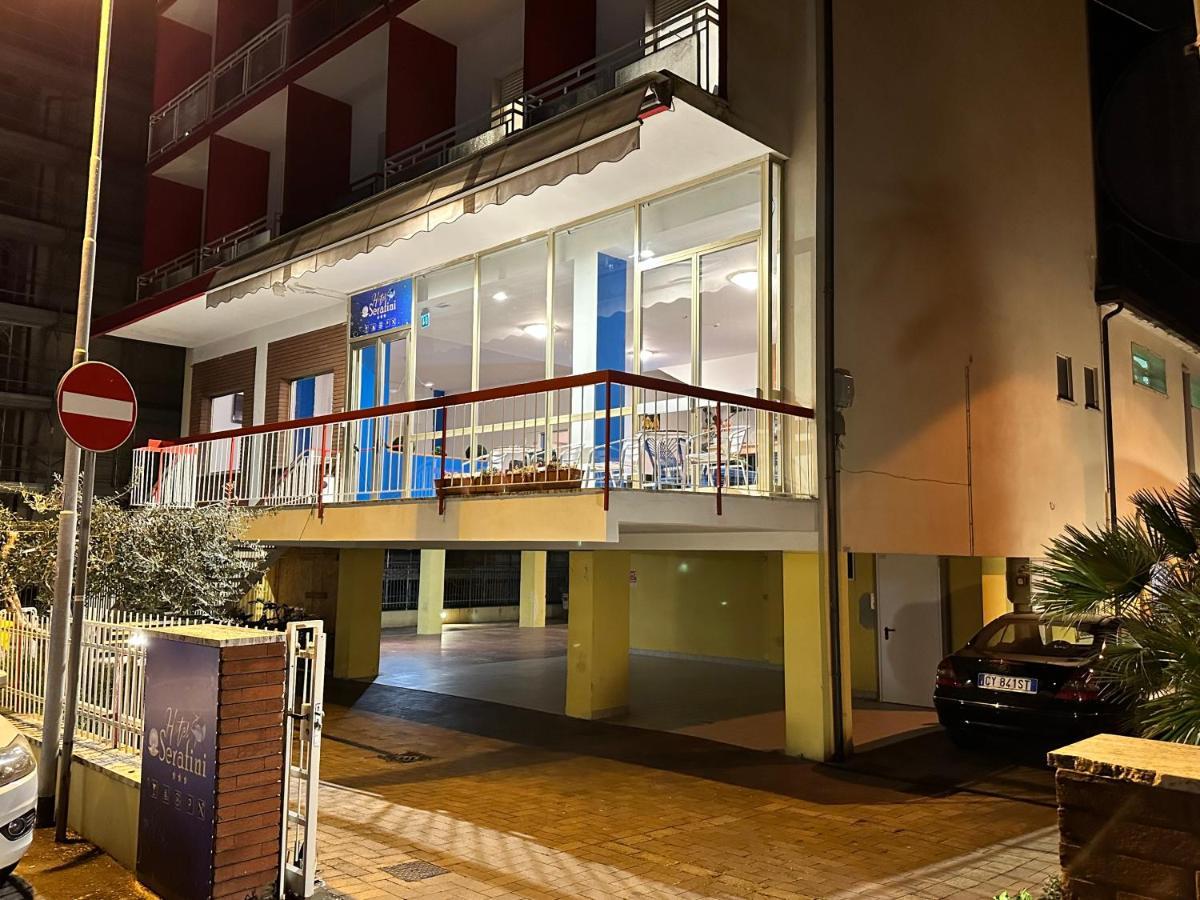 Albergo B&B Serafini Rimini Eksteriør billede