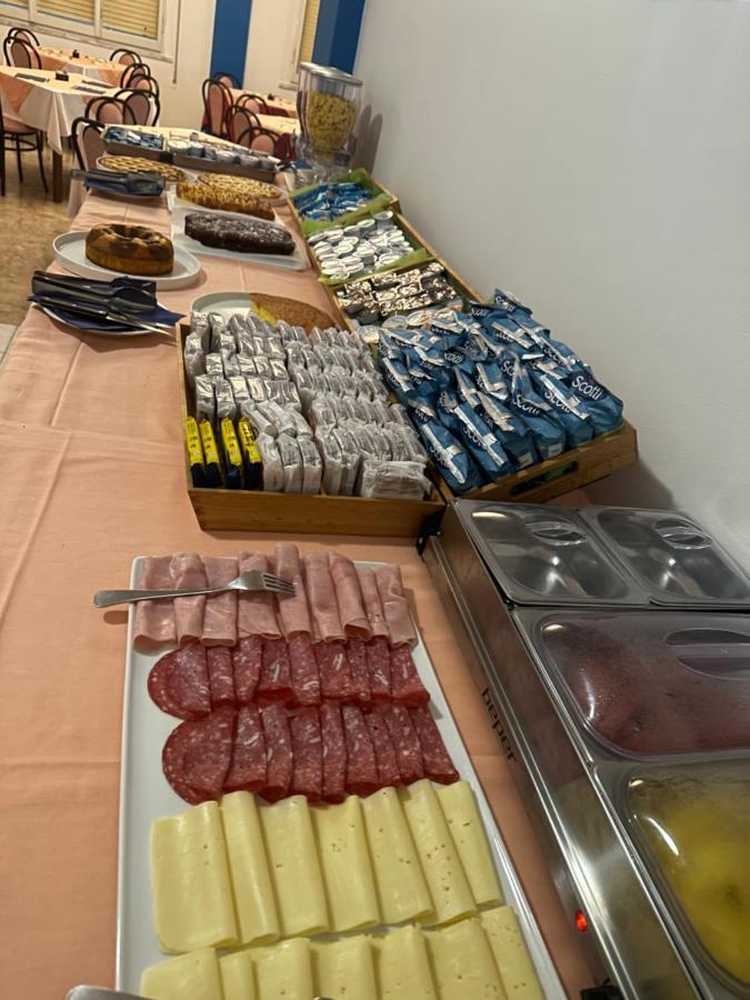 Albergo B&B Serafini Rimini Eksteriør billede