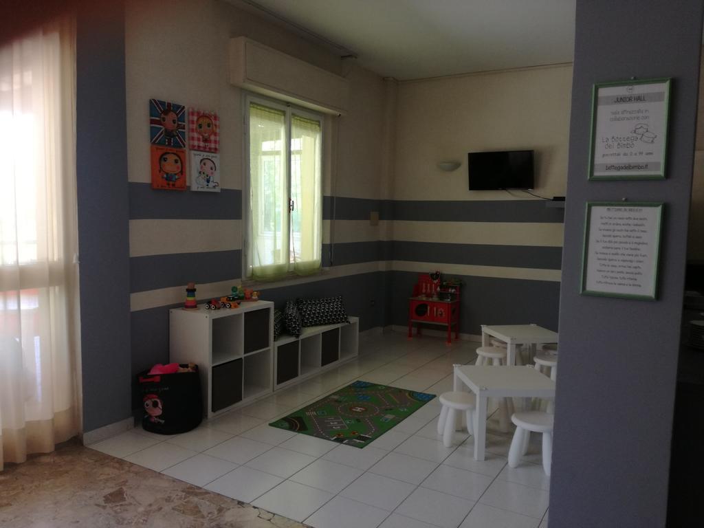 Albergo B&B Serafini Rimini Eksteriør billede