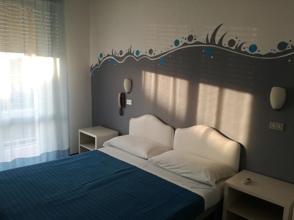 Albergo B&B Serafini Rimini Eksteriør billede